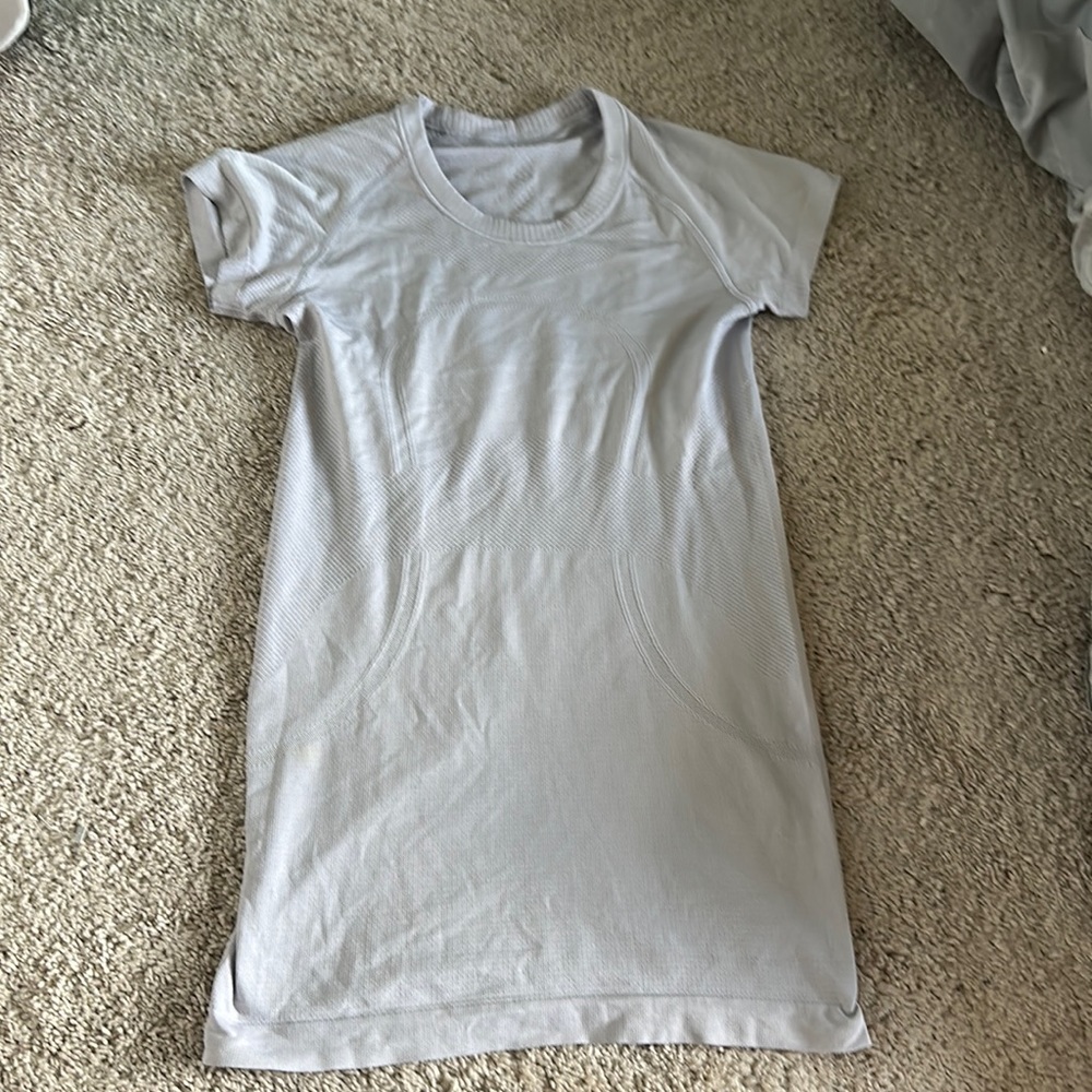 Lululemon shirt